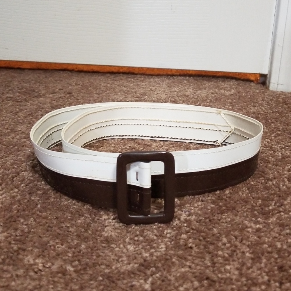 Vintage two Tone White/Brown Vinyl Waist Belt